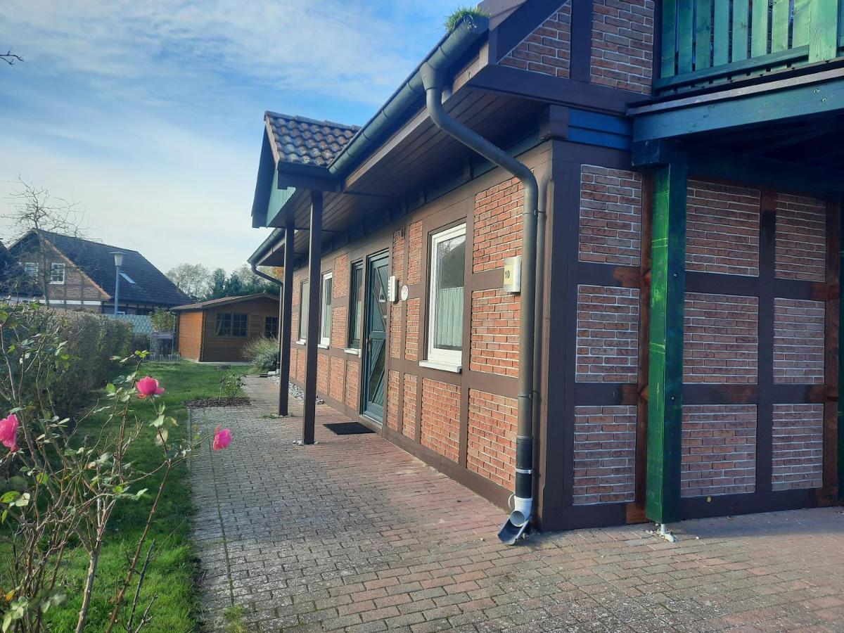 Ferienhaus Sasse Ferienwohnungen Mit Garten & Grill Molschow Exteriör bild
